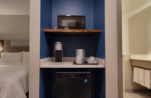 White Marsh Hotel | Holiday Inn Express White Marsh by IHG