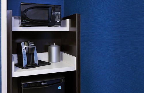 Windsor Hotel | Holiday Inn Express Windsor Waterfront by IHG
