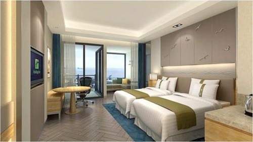Donghu District Hotel | Holiday Inn Haikou West Coast by IHG