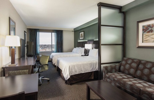 Saskatoon Downtown Hotel | Holiday Inn Hotel & Suites Saskatoon Downtown by IHG