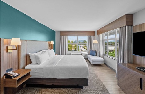 Surrey Hotel | Holiday Inn Hotel & Suites Surrey East Cloverdale by IHG
