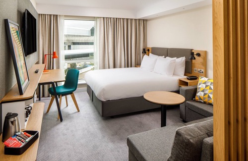 Ringway Hotel | Holiday Inn Manchester Airport by IHG