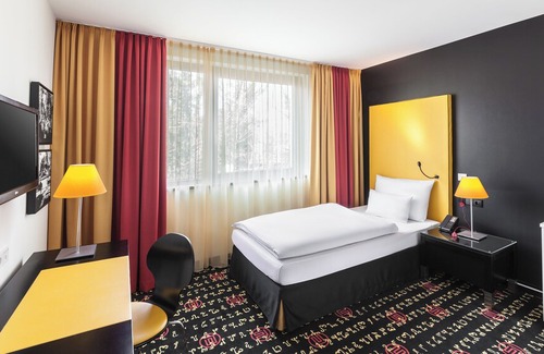 Sendling - Westpark Hotel | Holiday Inn Munich- Westpark, an IHG Hotel