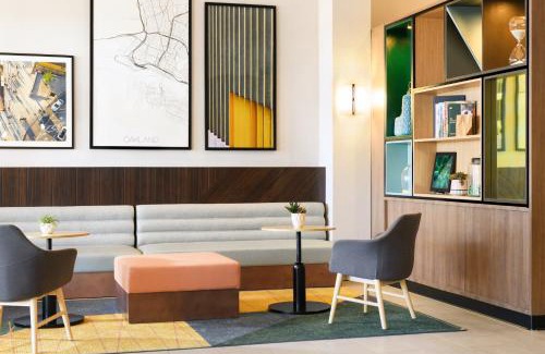 Oakland Hotel | Holiday Inn Oakland Airport by IHG