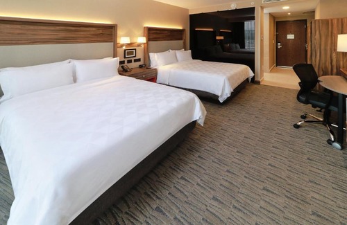 Zumpango Hotel | Holiday Inn & Suites - Mexico Felipe Angeles Airport by IHG