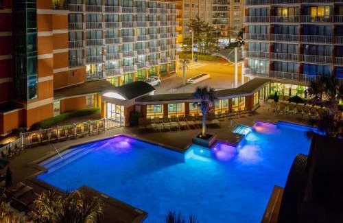 Northeast Virginia Beach Resort | Holiday Inn & Suites Virginia Beach - North Beach by IHG
