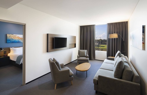 North St Marys Hotel | Holiday Inn Sydney St Marys by IHG