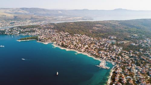 Okrug Gornji Villa | Holiday Luxury Resort Sundance