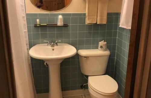Manistique Hotel | Holiday Motel