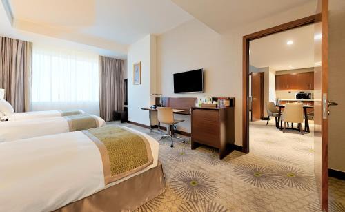 Al Aziziyah Hotel | Holiday Suites Al Azizia