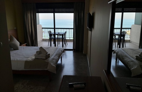 Jounieh Hotel | Holiday Suites Hotel And Beach
