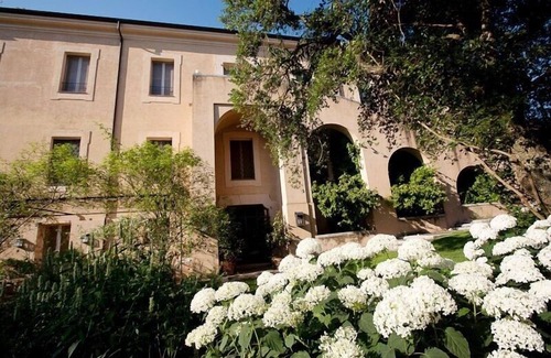 Cori Villa | holiday vacation large villa rental italy, lazio, near rome, pool, air conditioning, gardens, view, large estate, castle