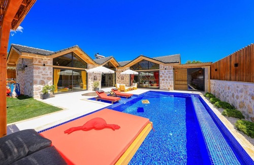 Sarıbelen Villa | Holiday villa for 5 people with specially designed, sauna