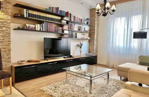 Ujlipotvaros Apartment | Hollan49 Luxury Apartment at the Danube, Budapest