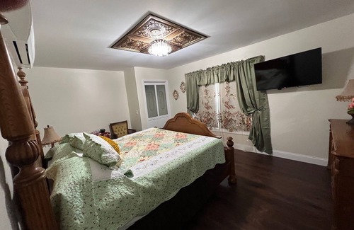 Holland Bed & Breakfast | Holland Farmhouse Inn B & B