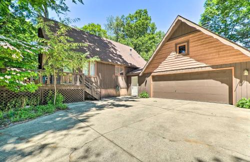 Holland House | Holland Home with Fire Pit - Walk to Lake!
