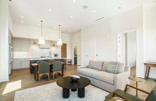 Holland House | Holland Loft