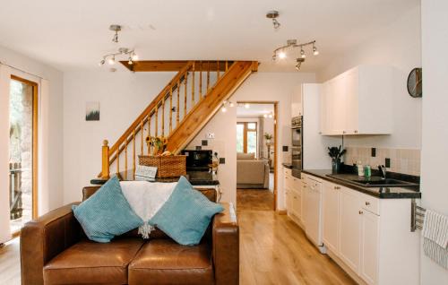Boraston House | Holly Cottage, 2 bed house, sleeps 6