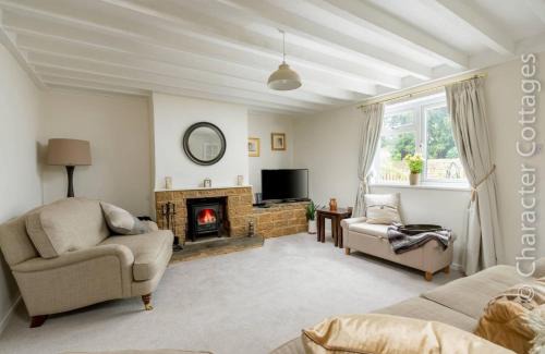 Sibford Gower House | Holly Cottage Middle Tysoe