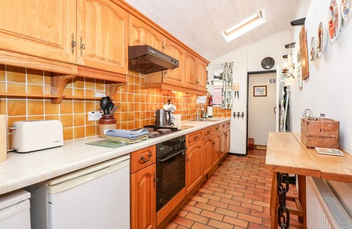 Briston Cottage | Hollyhedge Cottage