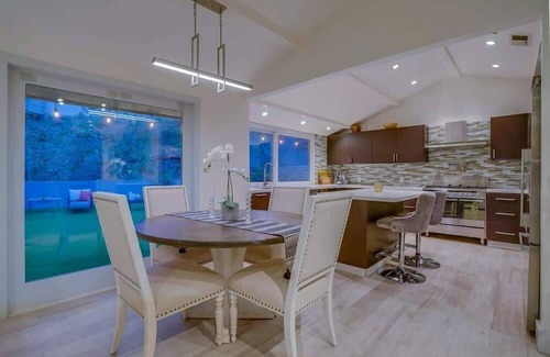 Hollywood Hills West House | Hollywood Hills Retreat: Private GYM & STEAM ROOM