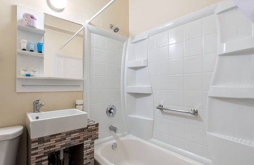 Larchmont Hotel | Hollywood Historic Hotel