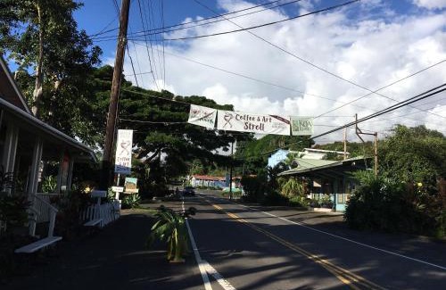 Honalo House | Holualoa bungalows