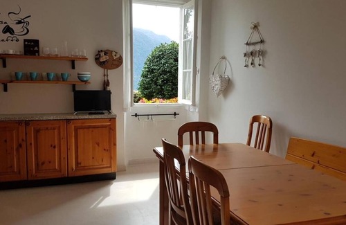 Ghiffa Bed & Breakfast | Holy Lake