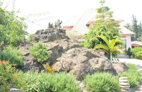 Musanze Resort | HOLY LAND RESORT Rw