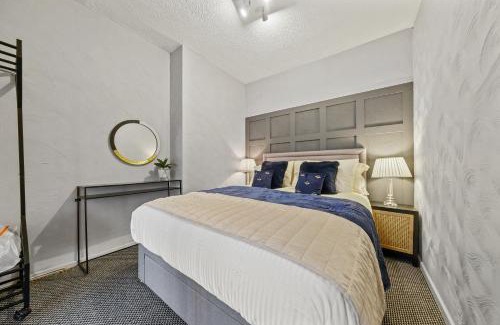 Treffynnon Apartment | Holywell Apartment - Luxury One Bedroom Apartment
