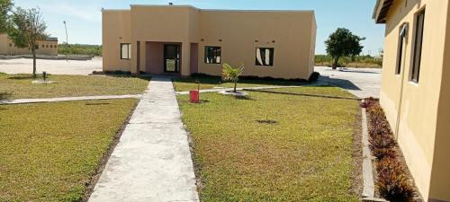 Mongu Hotel | Holywood
