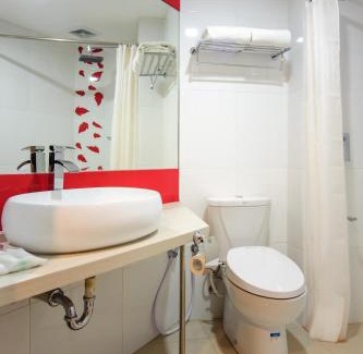 Kudus Hotel | @Hom Hotel Kudus by Horison Group