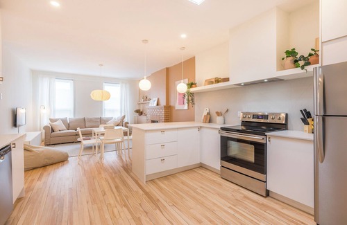 Hochelaga Apartment | HOMA-Comfort&Style-1BR-Spacious-Natural Light-FeelHome-A/C-SelfCheckIn-Metro