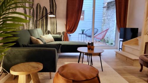 Tonnerre Apartment | Home Antonin & Maye