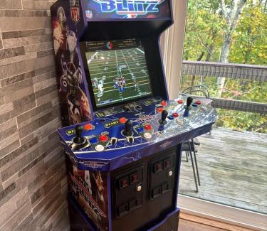 Village at Camelback House | Home at Camelback Mtn with Game Room near Waterparks