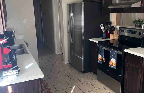 Leon Junction House | Home away from home. 3-bedroom house in nice Killeen with WiFi, AC