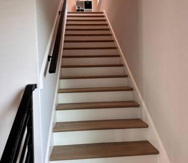Arlington Apartment | Home away from home - Near Blue Oval City