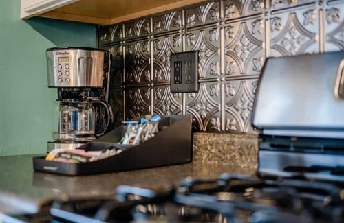 Appleton House | Home Away from Home off College Avenue