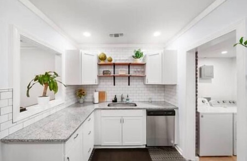 Midtown House | Home away from home! Traveling for work?