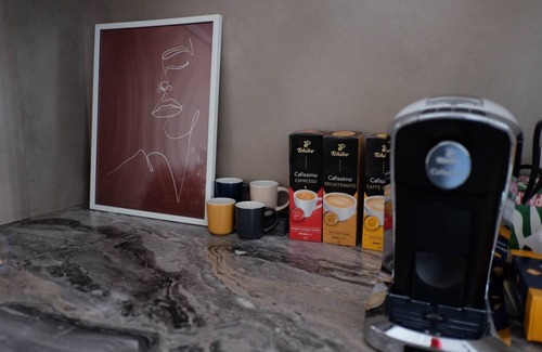 Riscani Apartment | Home Away Skyline