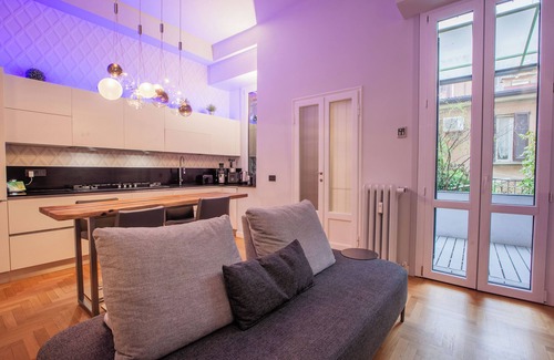 Navigli Apartment | Home Boutique with Courtyard-Design&Fashion District