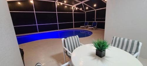 Clear Creek House | Home Close to Disney Parks/Amazing Private Pool