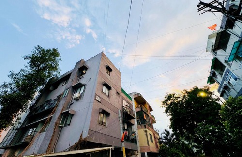Indore Apartment | Home Escape 1BHK Retreat Nr Saket Square