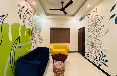Ujjain House | Home Escape 2BHK Retreat Pvt Home