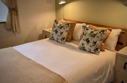 Beachampton Bed & Breakfast | Home Farm Bed & Breakfast