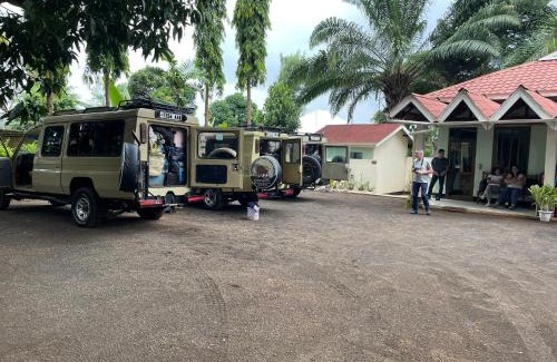 Moshi Cabin | Home Feeling Neneu Lodge