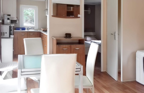 Saint-Hilaire-sous-Romilly House | Homerez - Bungalow in Saint-Hilaire-sous-Romilly