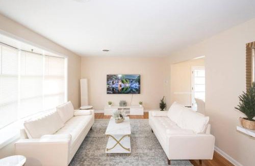 College Park Villa | Home in College Park
