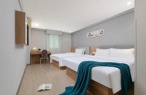 Wuchang Hotel | Home Inn-Wuhan Yellow Crane Tower Epiphyllum Forest Huayi Select Hotel