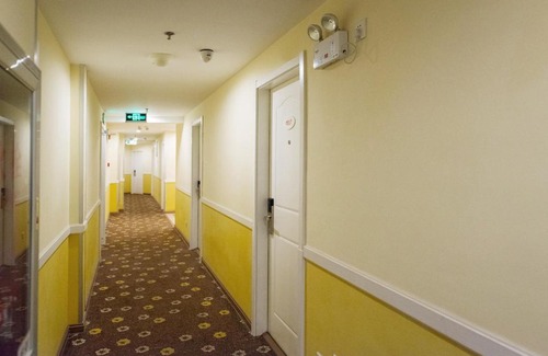 Jiaoqu District Hotel | Home Inn Yangquan Xinglong Street Walmart